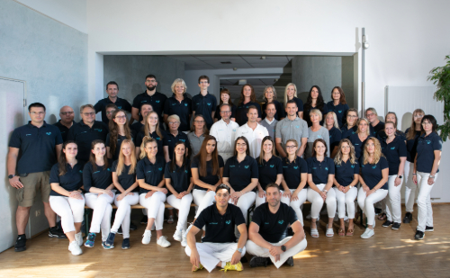 Fachärzte, MTA und Arzthelfer, sowie weitere Mitarbeiter der Praxis.